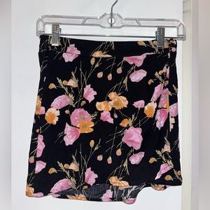 Saltwater Luxe floral skirt XS NWT